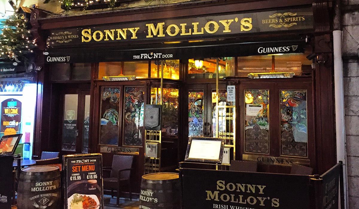Sonny Molloys Pub